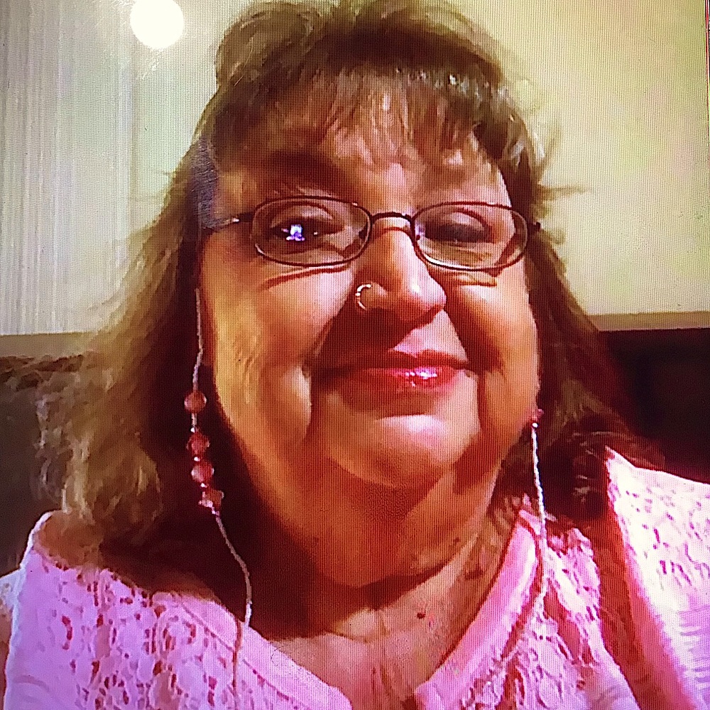 Meet your Posher, Connie